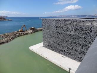 Ricciotti fait dans la dentelle au MuCEM de Marseille